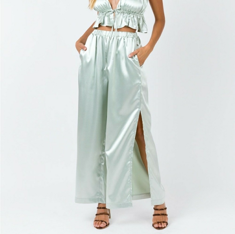 Princess Polly light green/mint colored pants